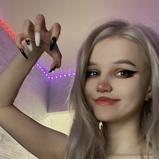 Няшные стримерши